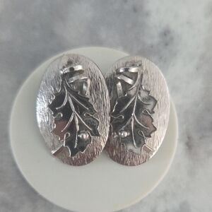 Elegant Vintage Signed Whiting & Davis Silver Leaf Earrings